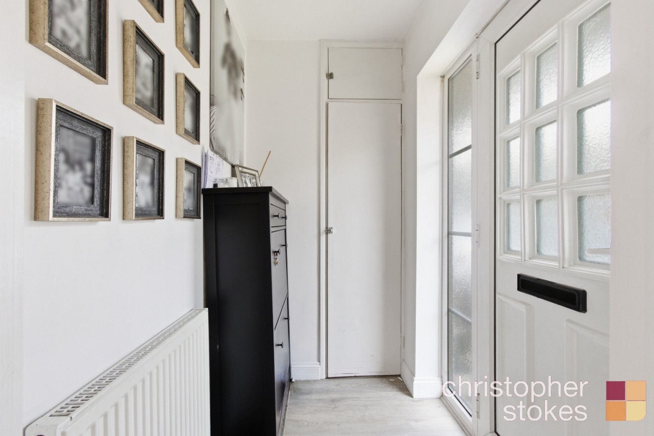 Bonney Grove, Goffs Oak, Waltham Cross, Hertfordshire, EN7 5LS
