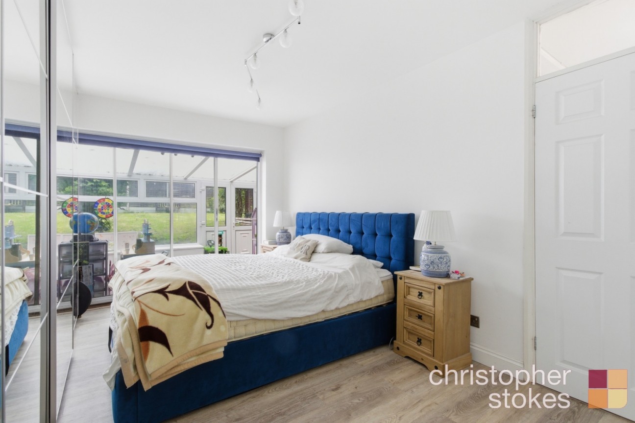 Bonney Grove, Goffs Oak, Waltham Cross, Hertfordshire, EN7 5LS