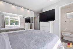 Barrow Lane, Cheshunt, Hertfordshire, EN7 5LN