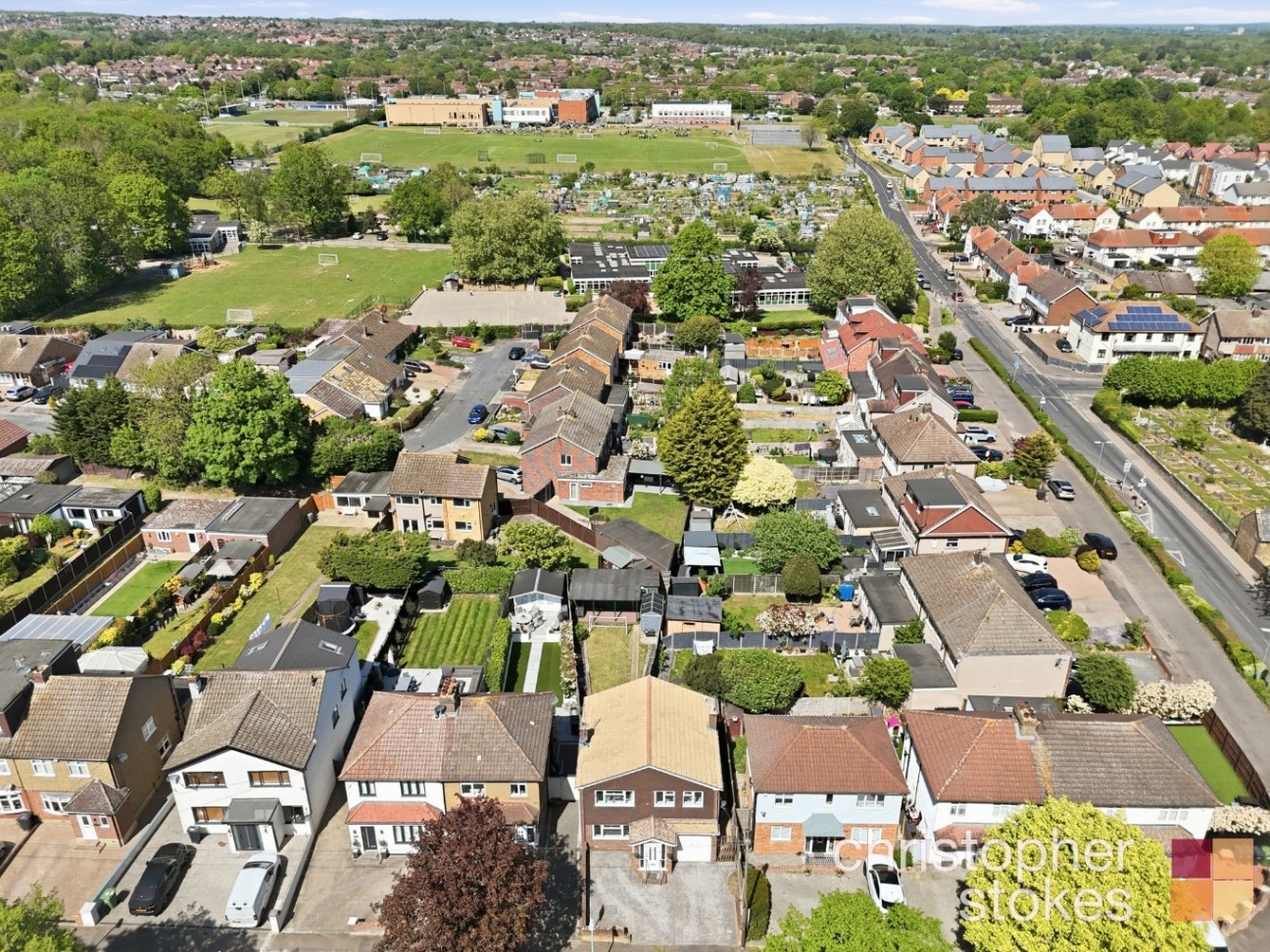 Barrow Lane, Cheshunt, Hertfordshire, EN7 5LN