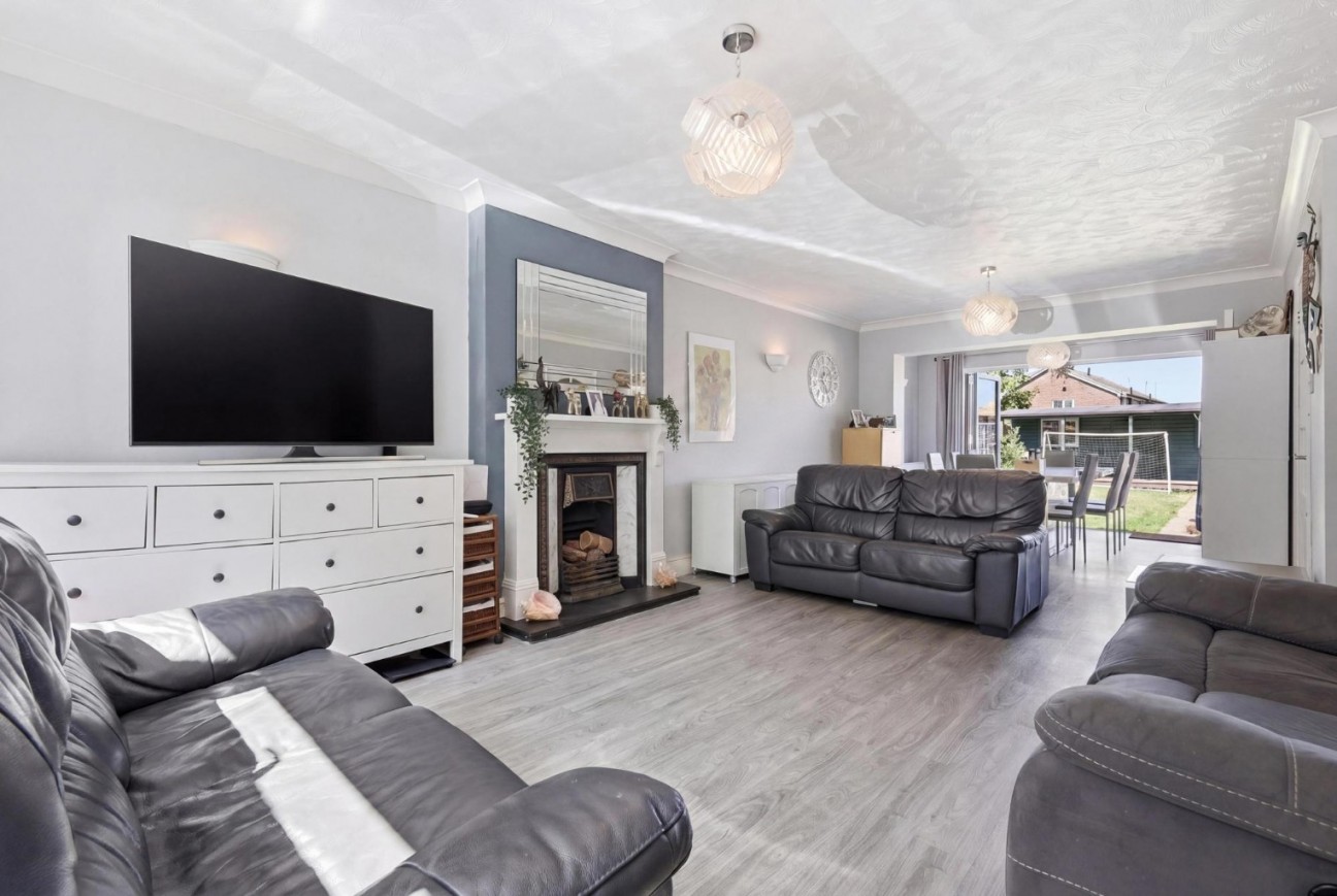 Barrow Lane, Cheshunt, Hertfordshire, EN7 5LN