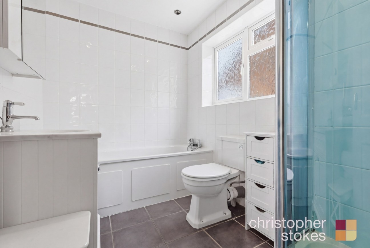 Elm Drive, Cheshunt, Hertfordshire, EN8 0RZ