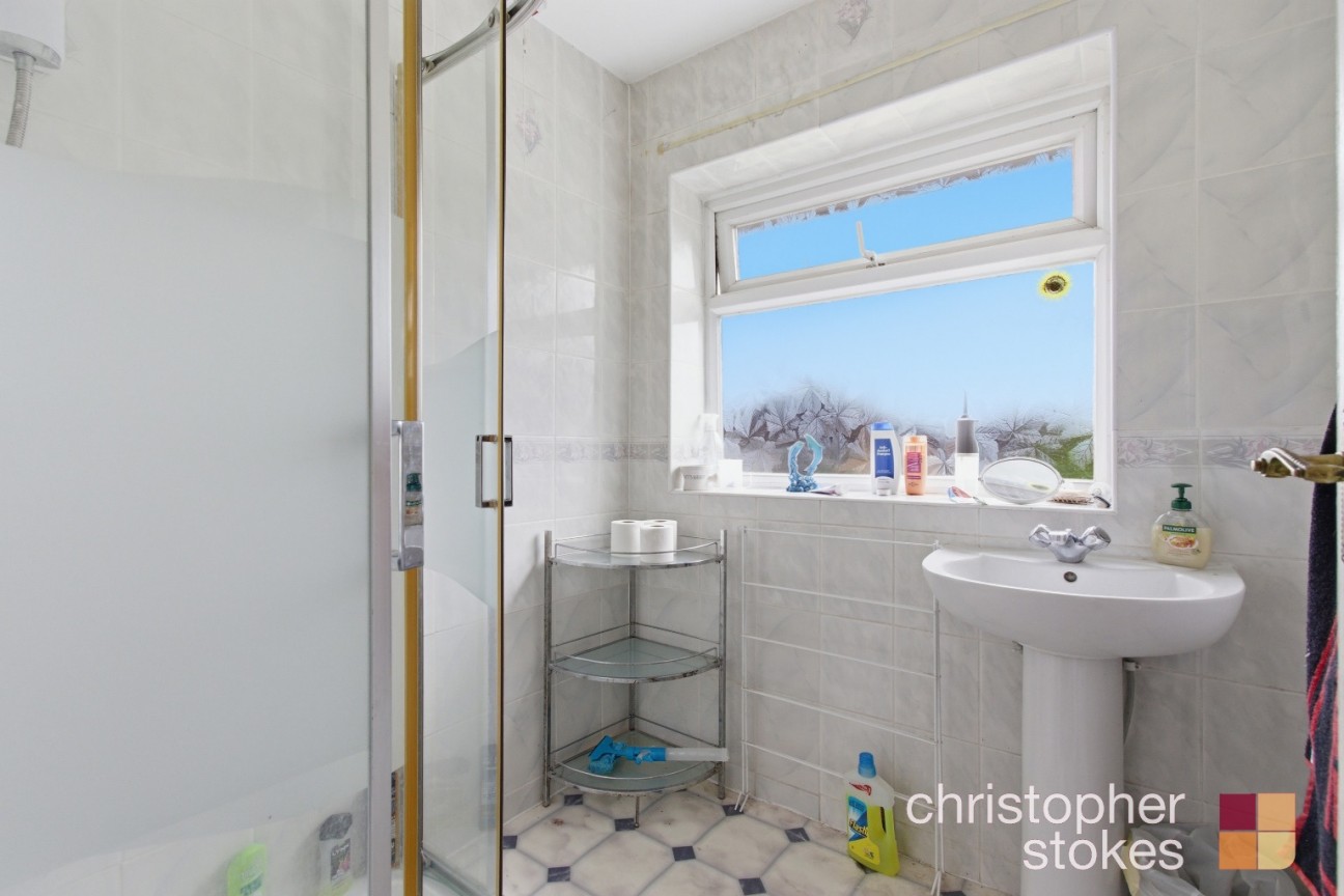 Field Way, Hoddesdon, Hertfordshire, EN11 0QN