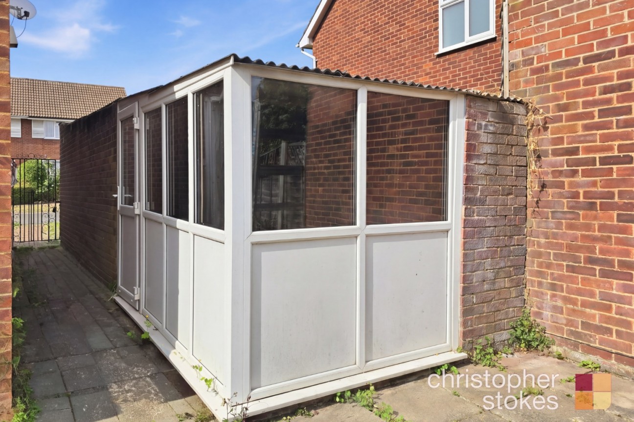 Field Way, Hoddesdon, Hertfordshire, EN11 0QN