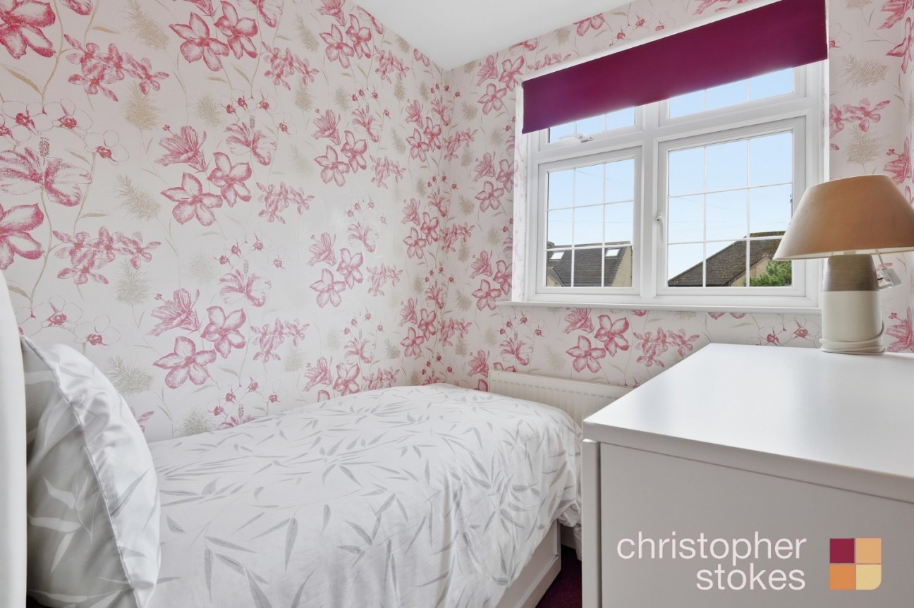 Pine Close, Cheshunt, Hertfordshire, EN8 0NG