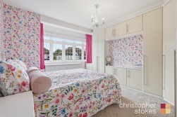 Pine Close, Cheshunt, Hertfordshire, EN8 0NG