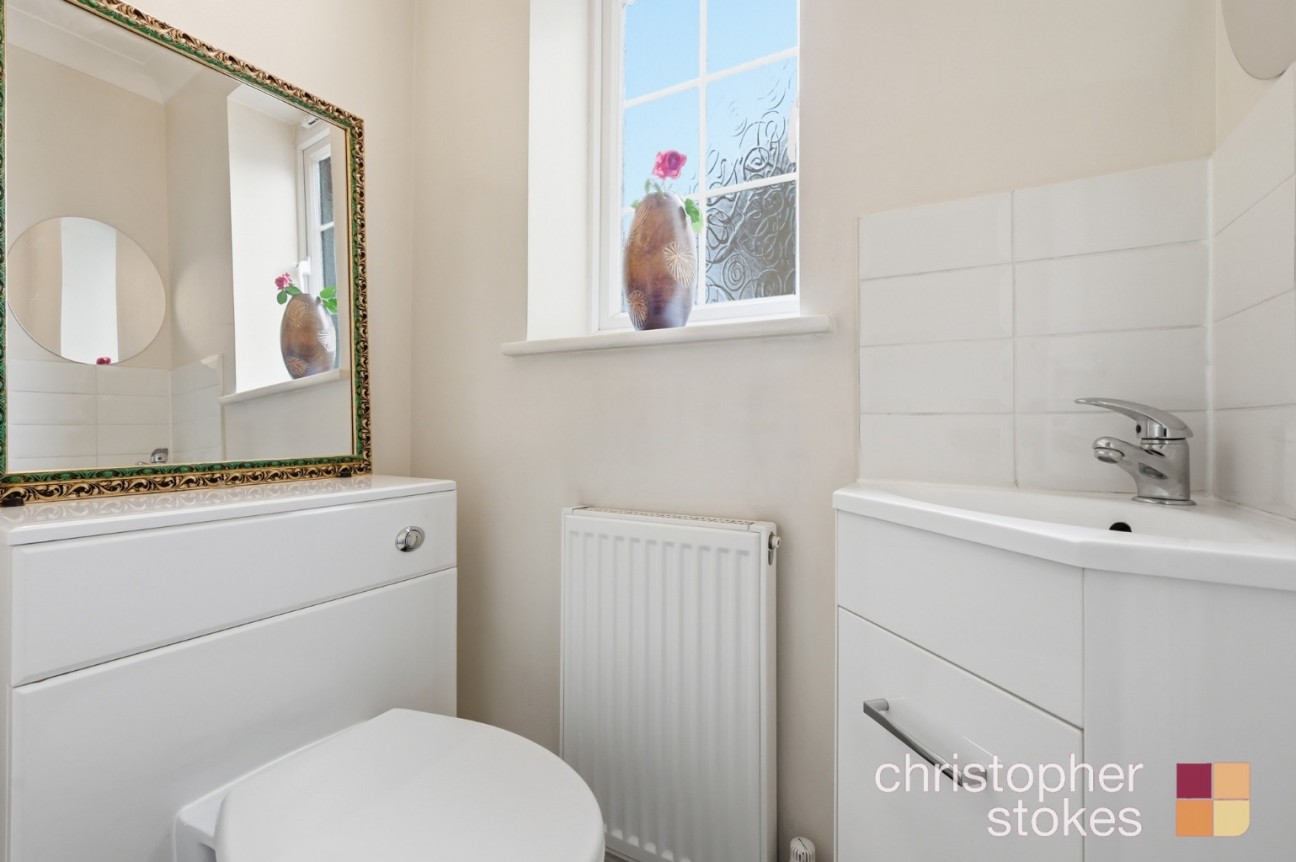 Denny Gate, Cheshunt, Hertfordshire, EN8 0XF