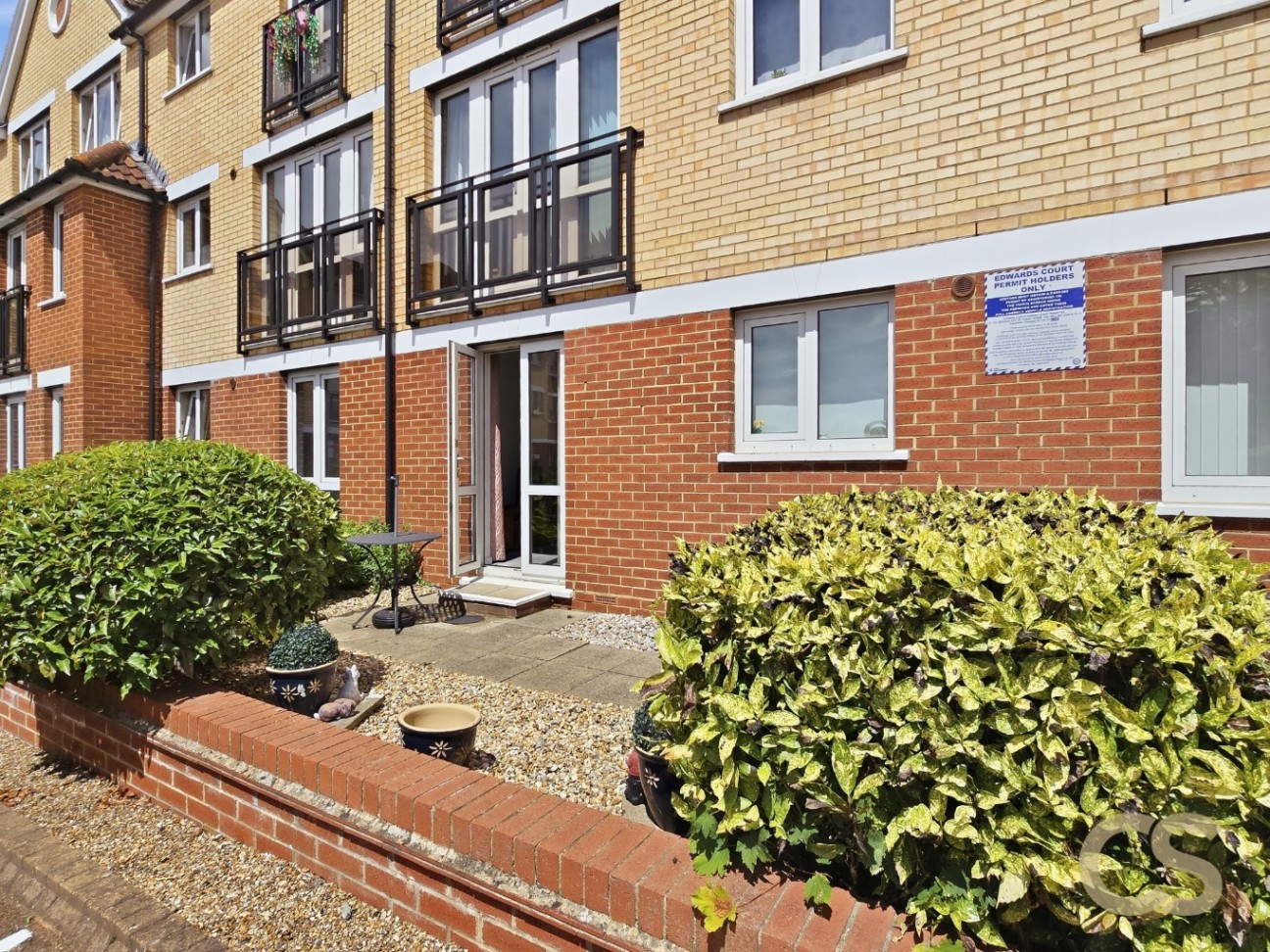Edwards Court, Turners Hill, Hertfordshire, EN8 8SA