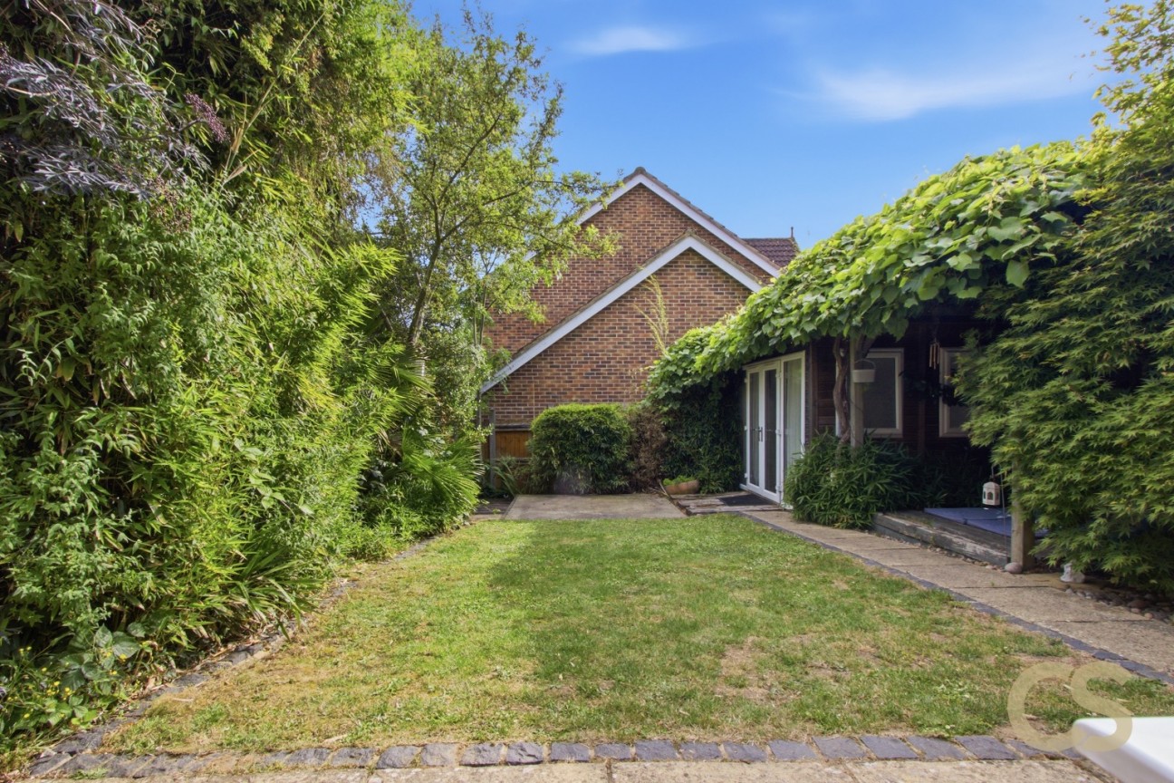 Watercress Road, Cheshunt,Hertfordshire, EN7 6XN