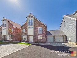 Kingfisher, The Chimes, Old Nazeing Road, Broxbourne, Essex, EN10 6SD