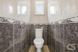 Cheshunt Wash, Cheshunt, Hertfordshire, EN8 0LW