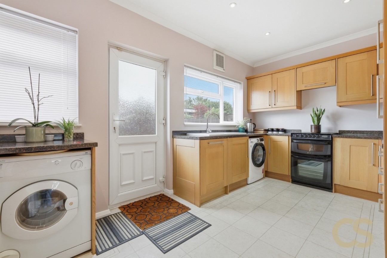 Cheshunt Wash, Cheshunt, Hertfordshire, EN8 0LW