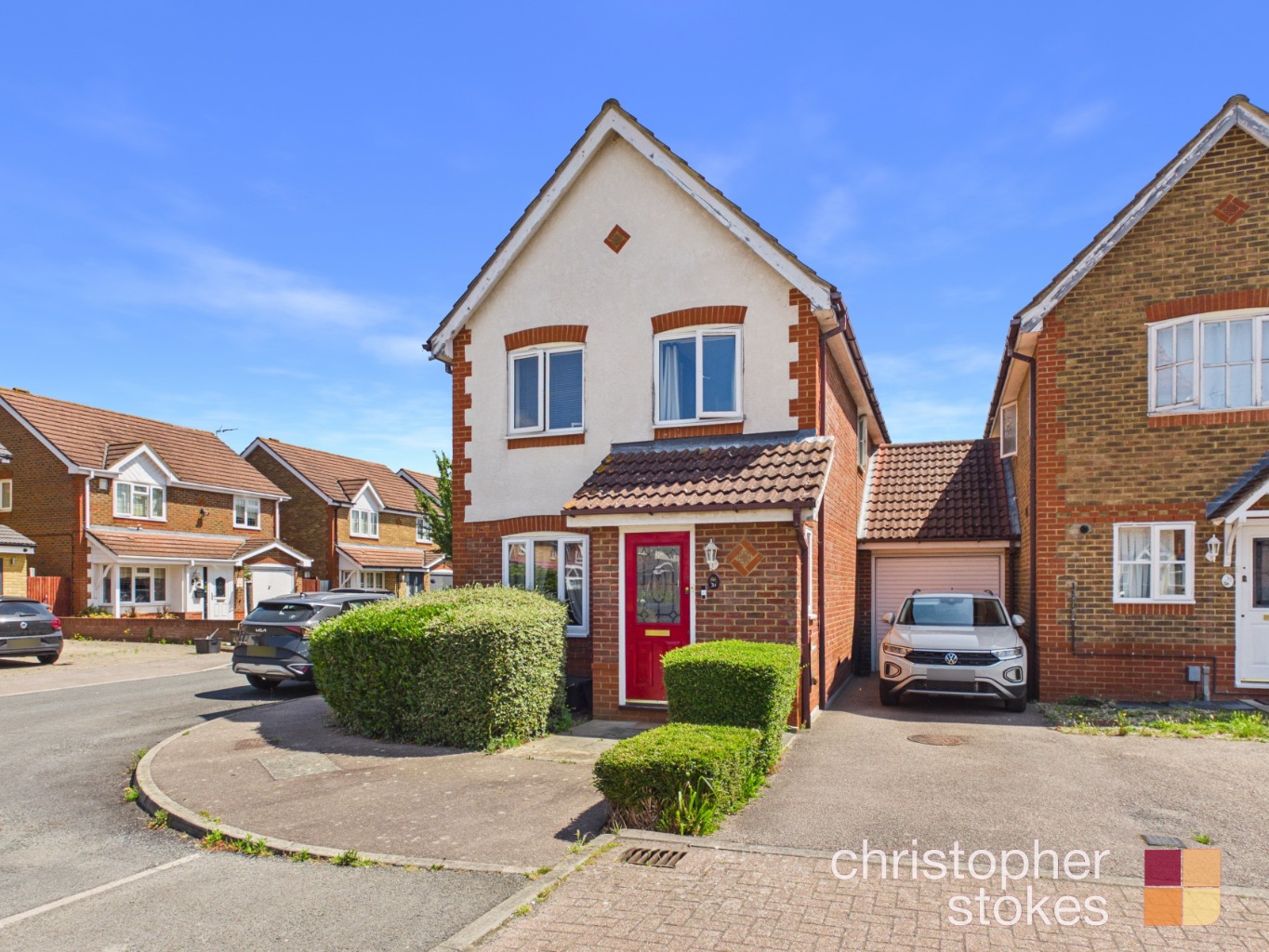 Dairyglen Avenue, Cheshunt, Hertfordshire, EN8 8JX
