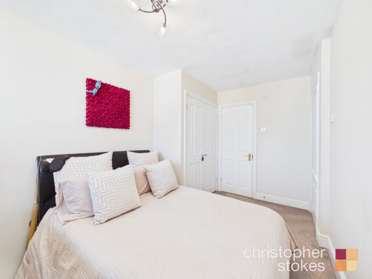 Dairyglen Avenue, Cheshunt, Hertfordshire, EN8 8JX