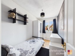 Dairyglen Avenue, Cheshunt, Hertfordshire, EN8 8JX