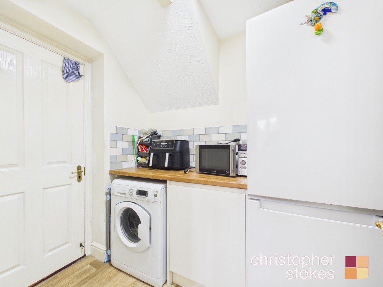Dairyglen Avenue, Cheshunt, Hertfordshire, EN8 8JX