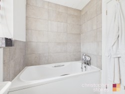 Dairyglen Avenue, Cheshunt, Hertfordshire, EN8 8JX