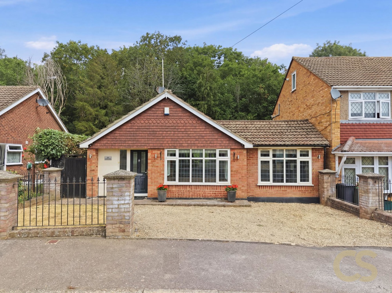 Bonney Grove, Goffs Oak, Hertfordshire, EN7 5LS