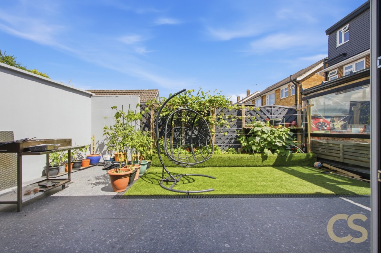 Ashdown Crescent, Cheshunt, Hertfordshire, EN8 0RL