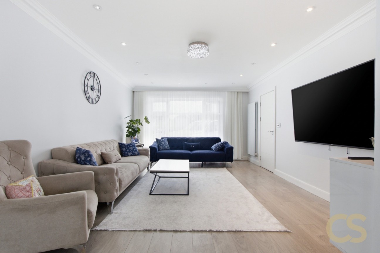 Ashdown Crescent, Cheshunt, Hertfordshire, EN8 0RL