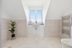The Wraysbrook, Pecks Hill, Nazeing, Waltham Abbey, Essex, EN9 2NX