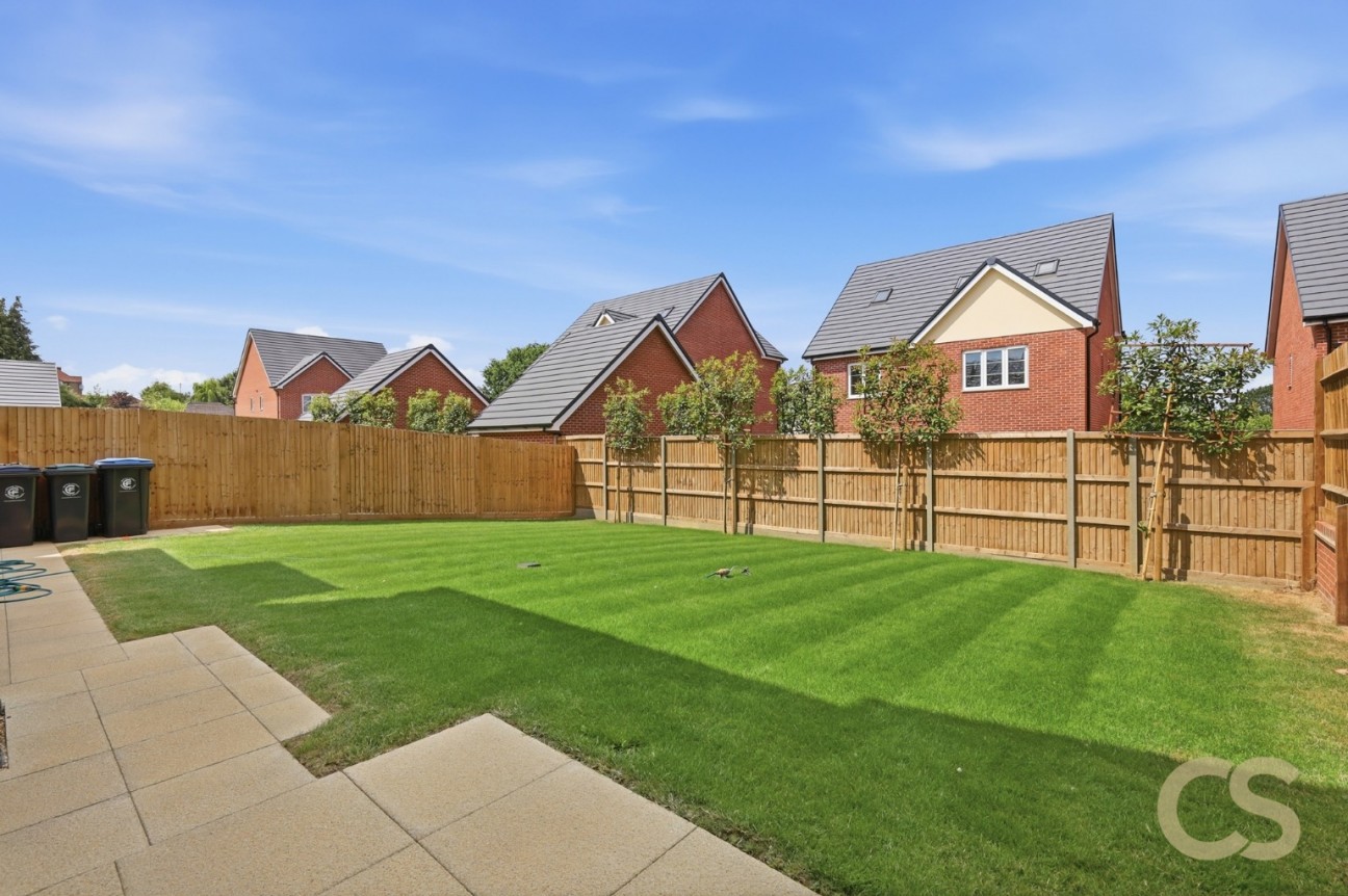 The Wraysbrook, Pecks Hill, Nazeing, Waltham Abbey, Essex, EN9 2NX