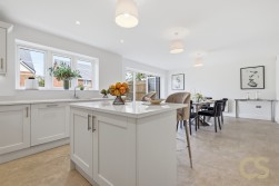 The Wraysbrook, Pecks Hill, Nazeing, Waltham Abbey, Essex, EN9 2NX