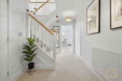 The Wraysbrook, Pecks Hill, Nazeing, Waltham Abbey, Essex, EN9 2NX