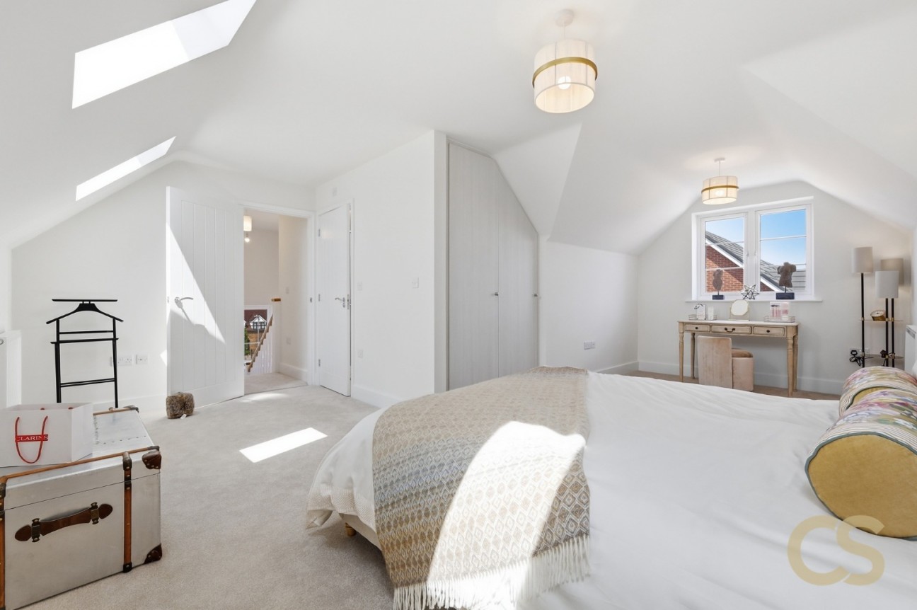 The Weald, Pecks Hill, Nazeing, Waltham Abbey, Essex, EN9 2NX