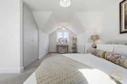 The Weald, Pecks Hill, Nazeing, Waltham Abbey, Essex, EN9 2NX