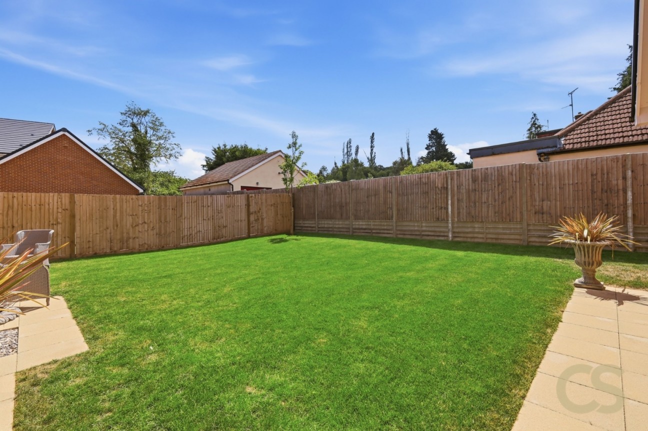 The Weald, Pecks Hill, Nazeing, Waltham Abbey, Essex, EN9 2NX