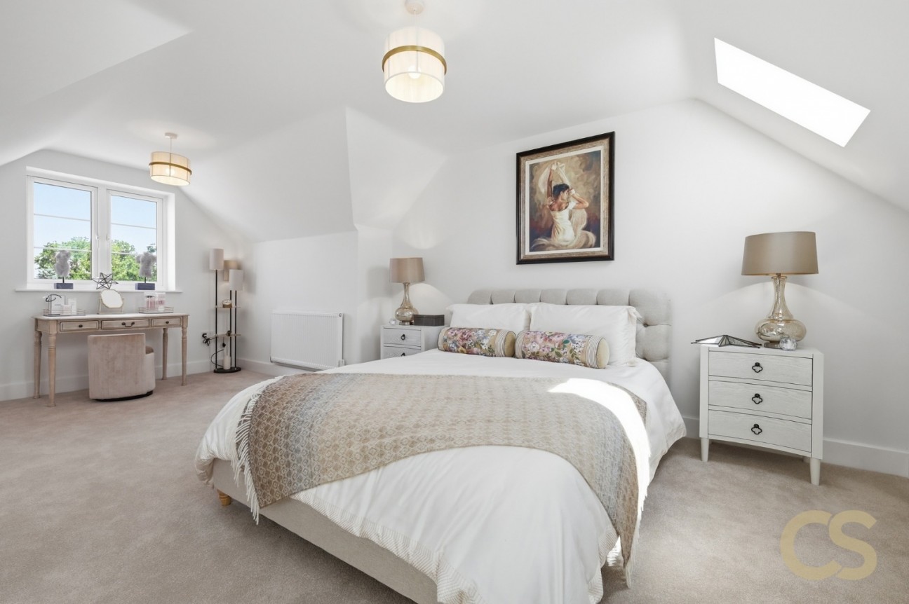 The Weald, Pecks Hill, Nazeing, Waltham Abbey, Essex, EN9 2NX