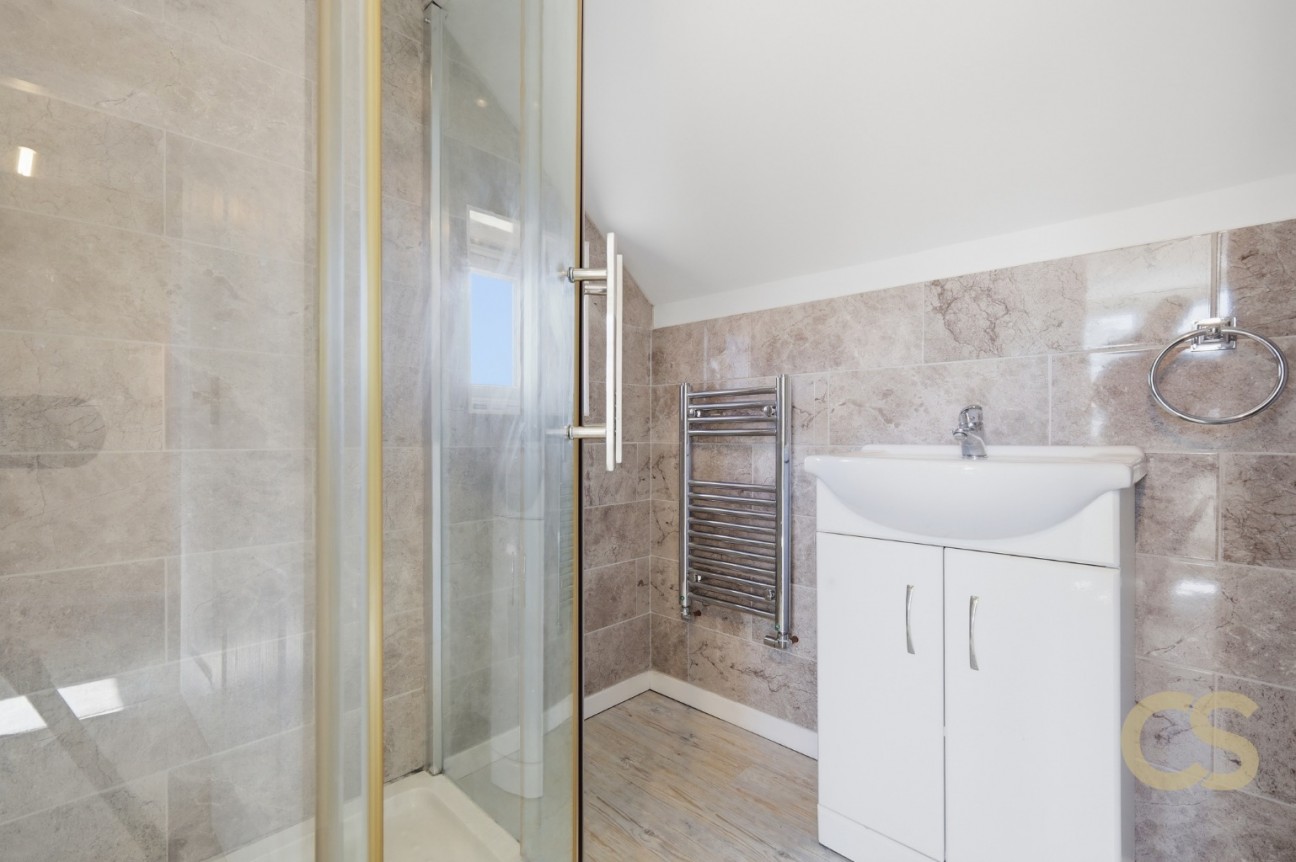 Sandon Road, Cheshunt,Hertfordshire, EN8 9RB