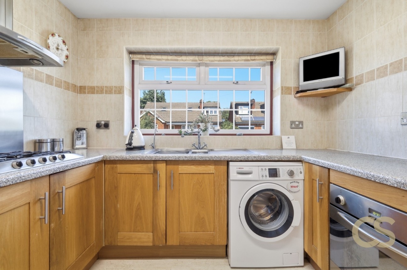 Sandon Road, Cheshunt,Hertfordshire, EN8 9RB