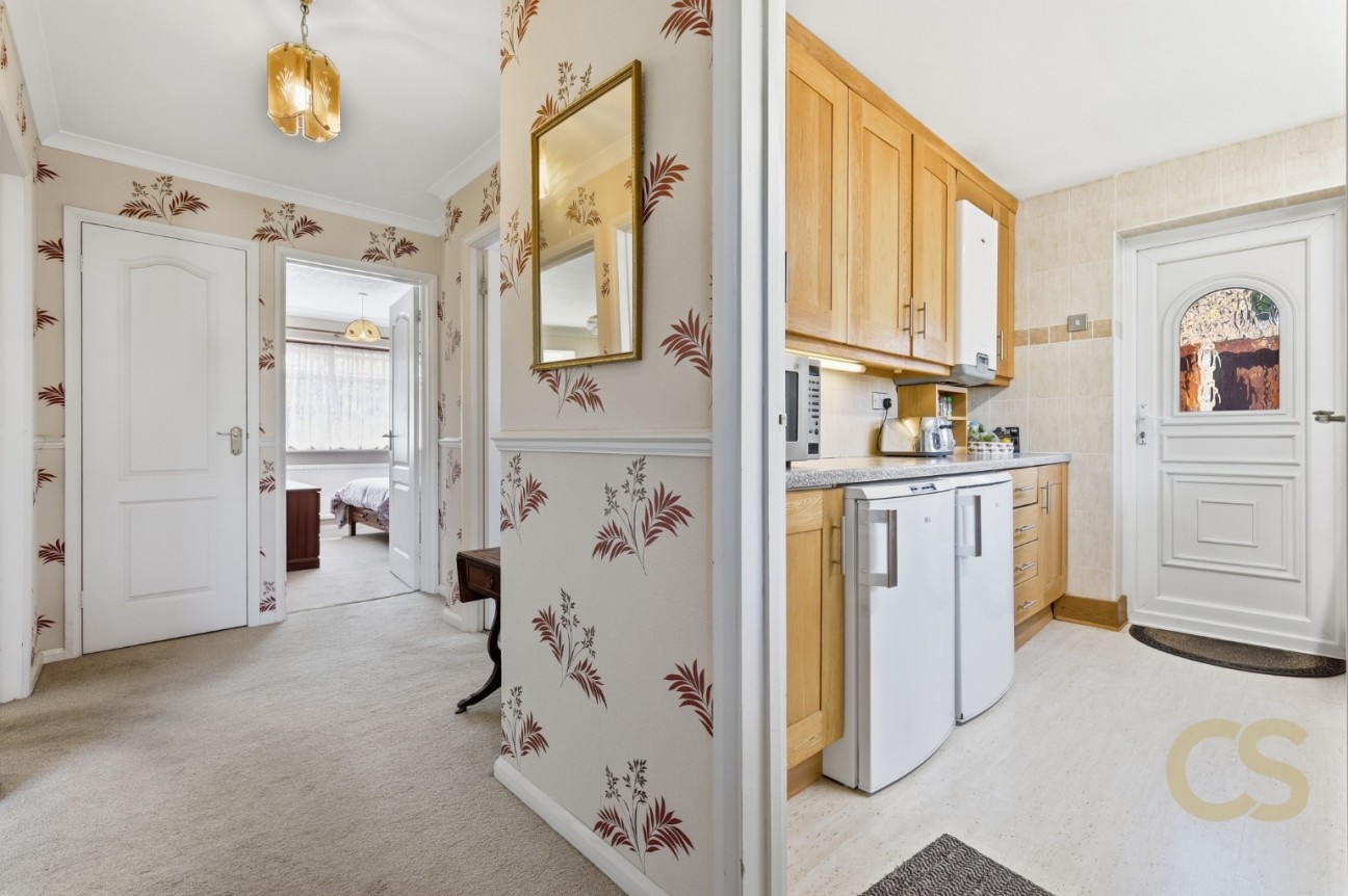 Sandon Road, Cheshunt,Hertfordshire, EN8 9RB