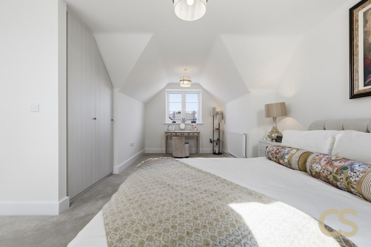 The Weald, Pecks Hill, Nazeing, Waltham Abbey, Essex, EN9 2NX