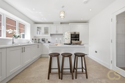 The Weald, Pecks Hill, Nazeing, Waltham Abbey, Essex, EN9 2NX