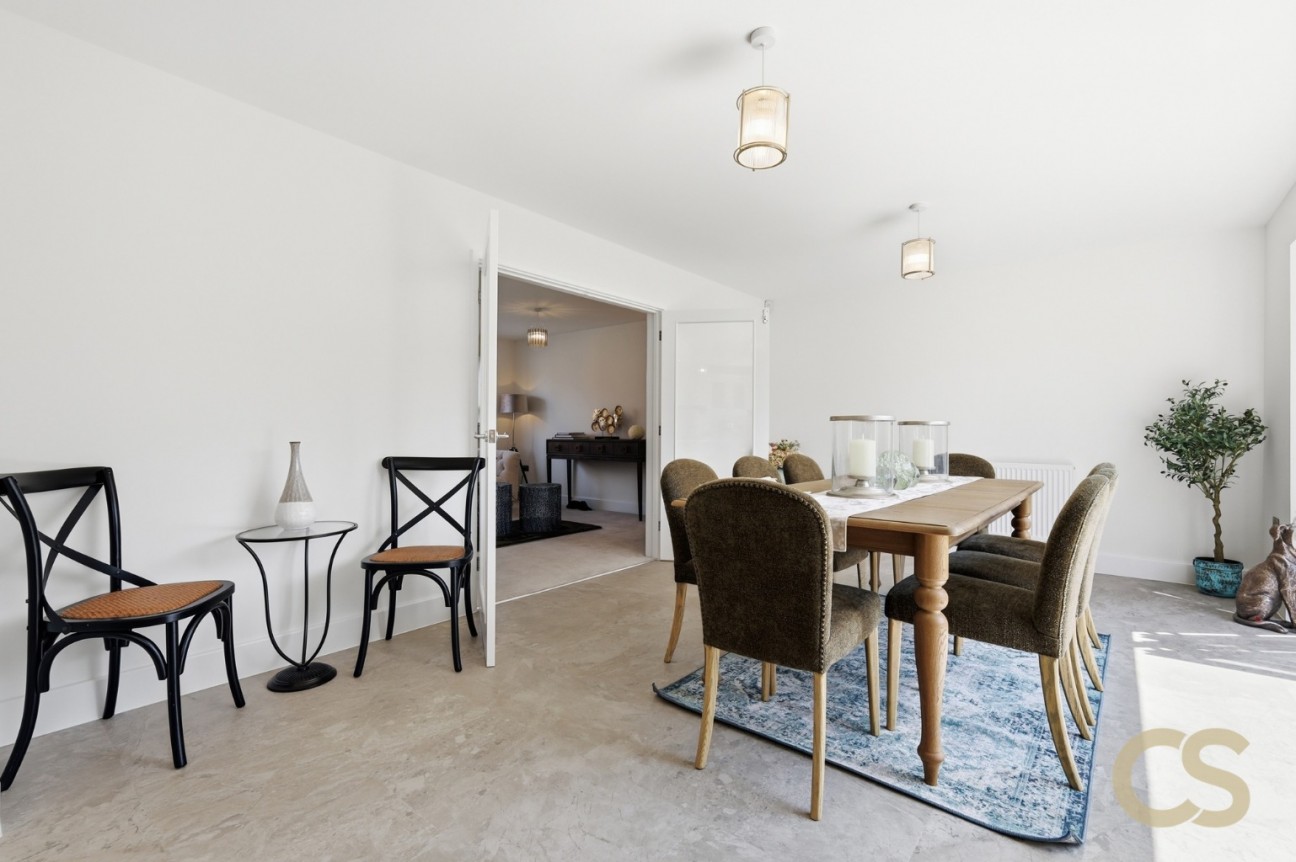 The Weald, Pecks Hill, Nazeing, Waltham Abbey, Essex, EN9 2NX