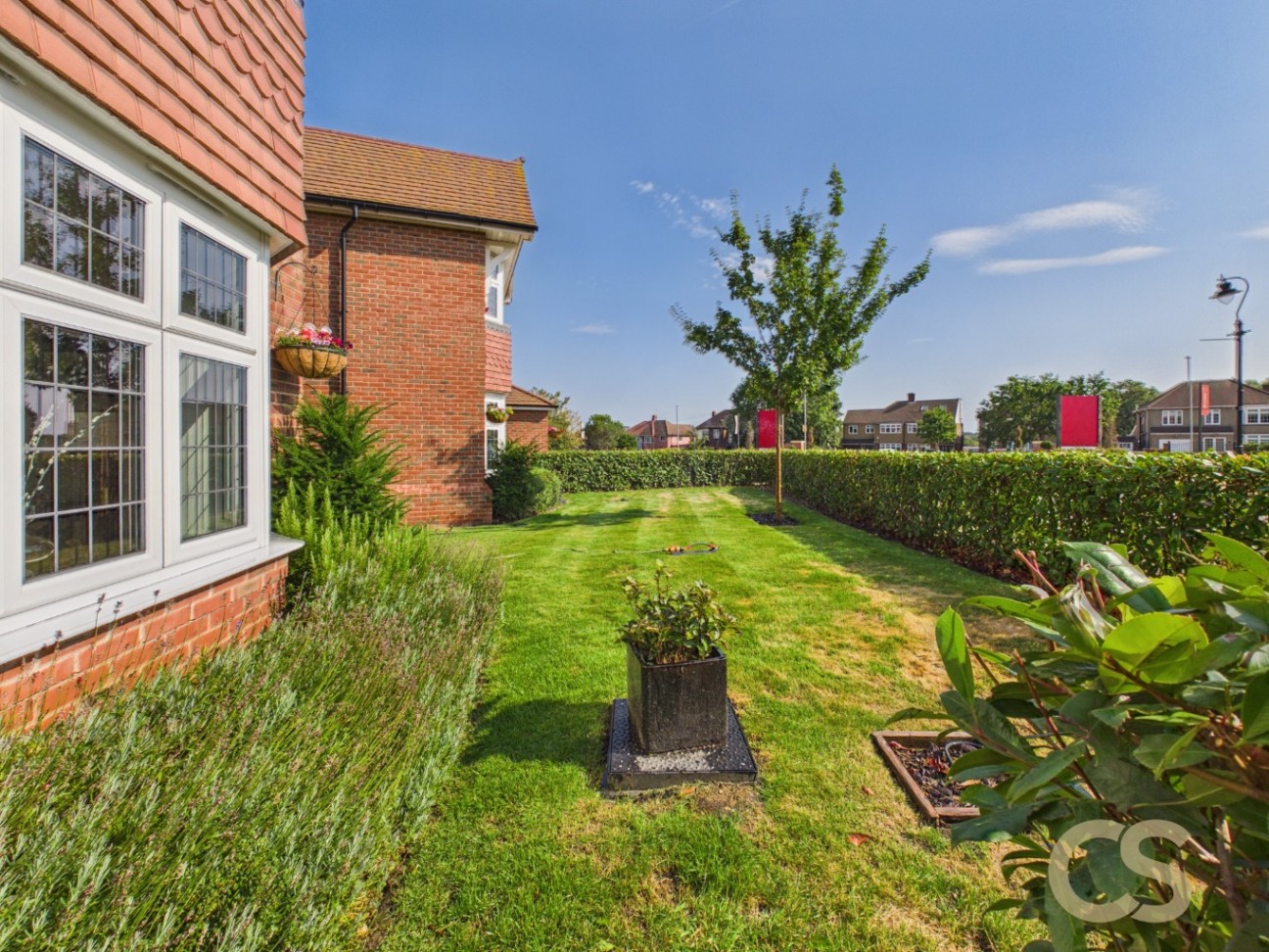 Oxford Lifestyle, Hendricks Green, Goffs Oak,Hertfordshire, EN7 5QF