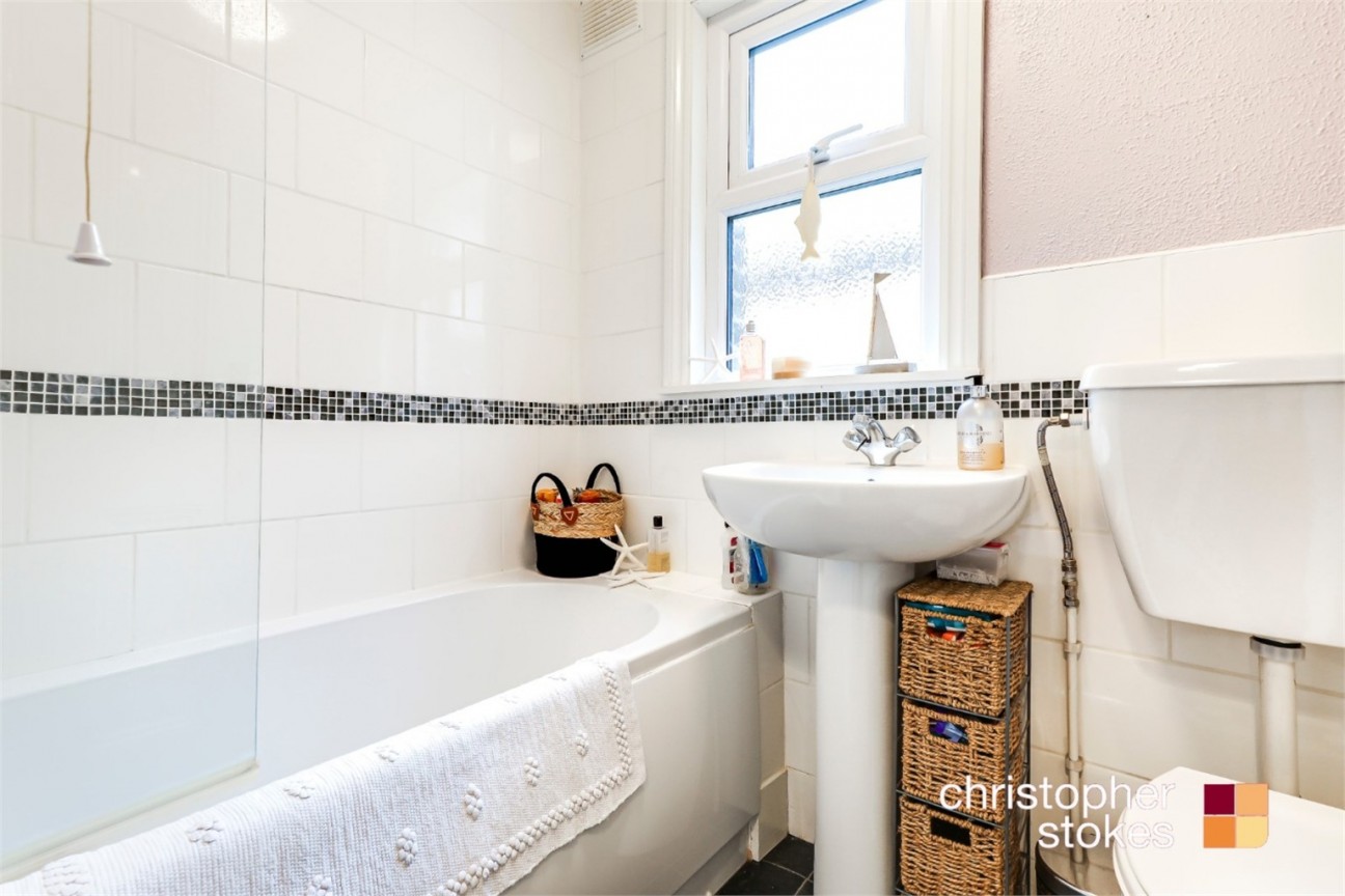 Turners Hill, Cheshunt, Waltham Cross, Hertfordshire, EN8 8LA