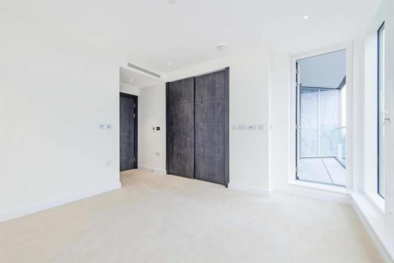Sopwith Way, Battersea, SW11