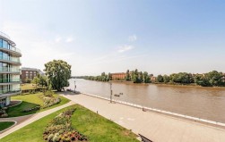 Parr's Way, Hammersmith, W6