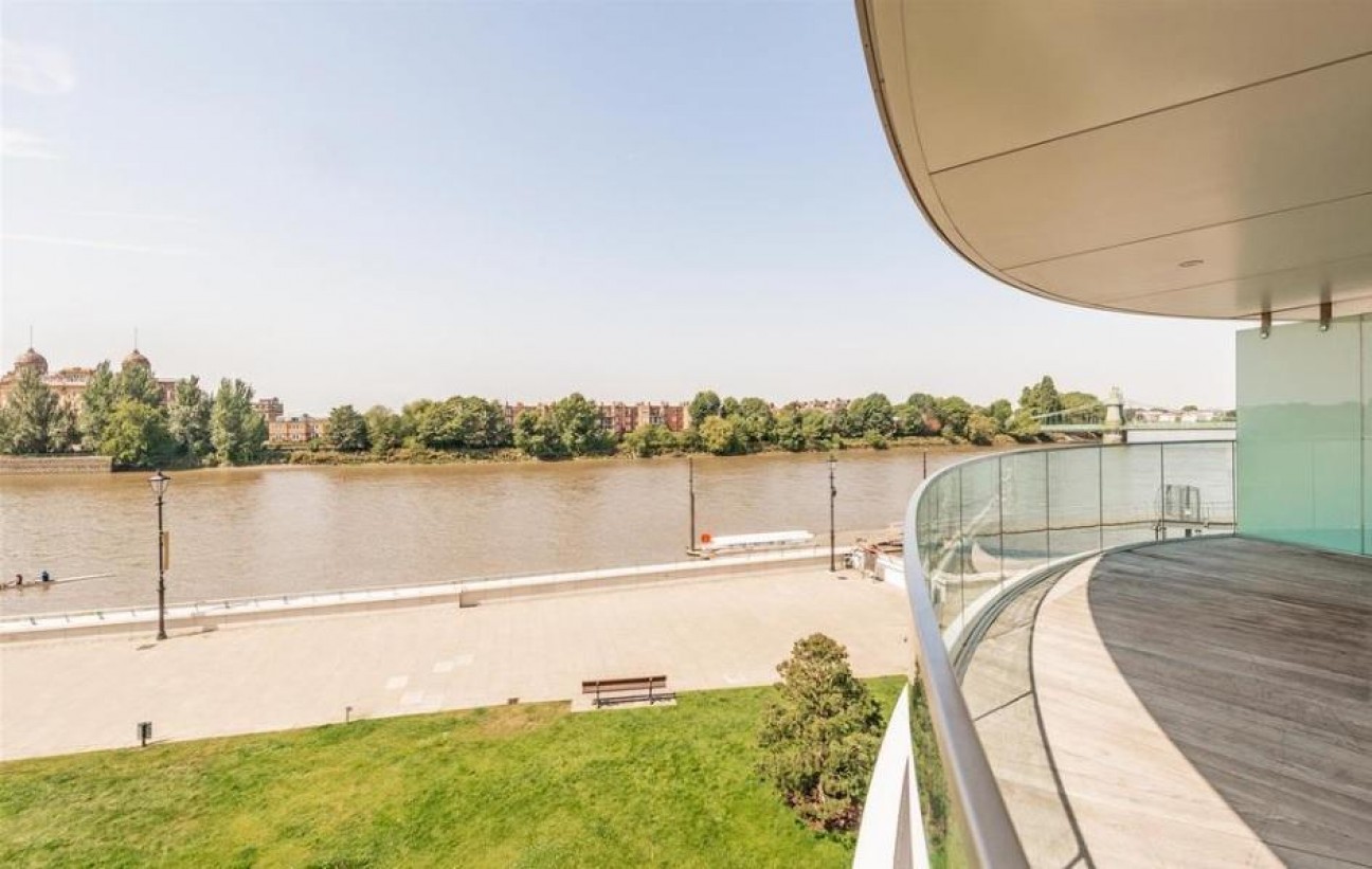 Parr's Way, Hammersmith, W6