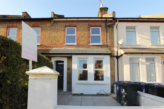 Coldershaw Road, London