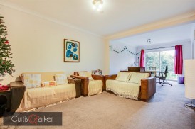 Gunnersbury Avenue, Acton, W3