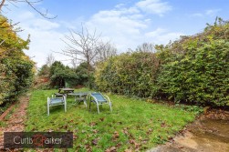 Gunnersbury Avenue, Acton, W3
