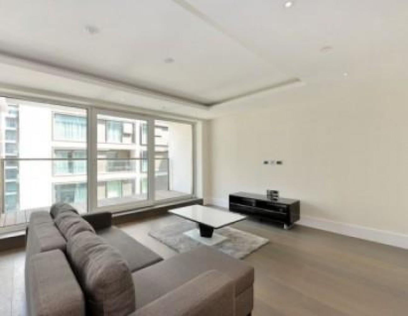 375 Kensington High Street, London