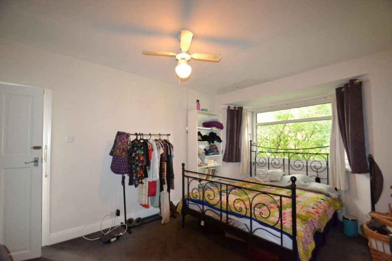 Gunnersbury Avenue, Acton, W3