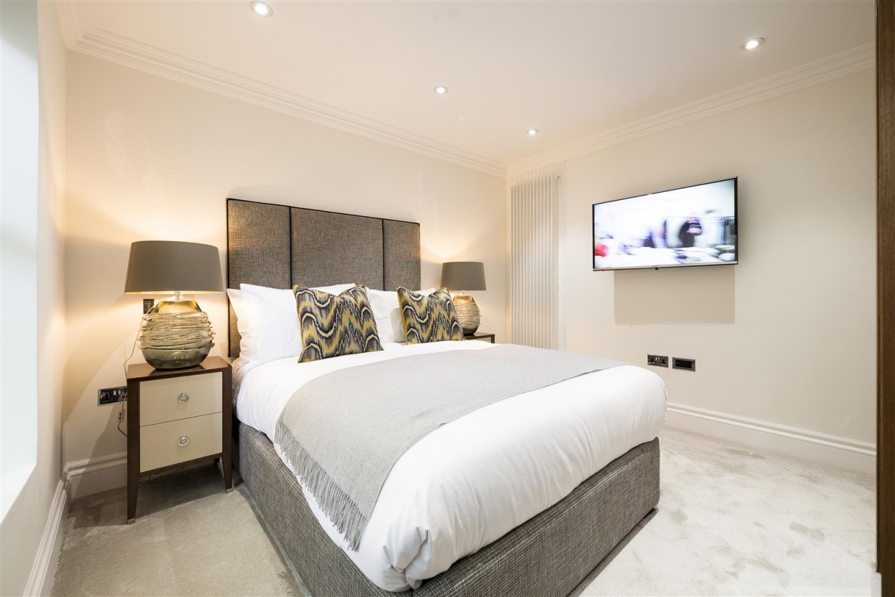 Kensington Gardens Square, Bayswater W2
