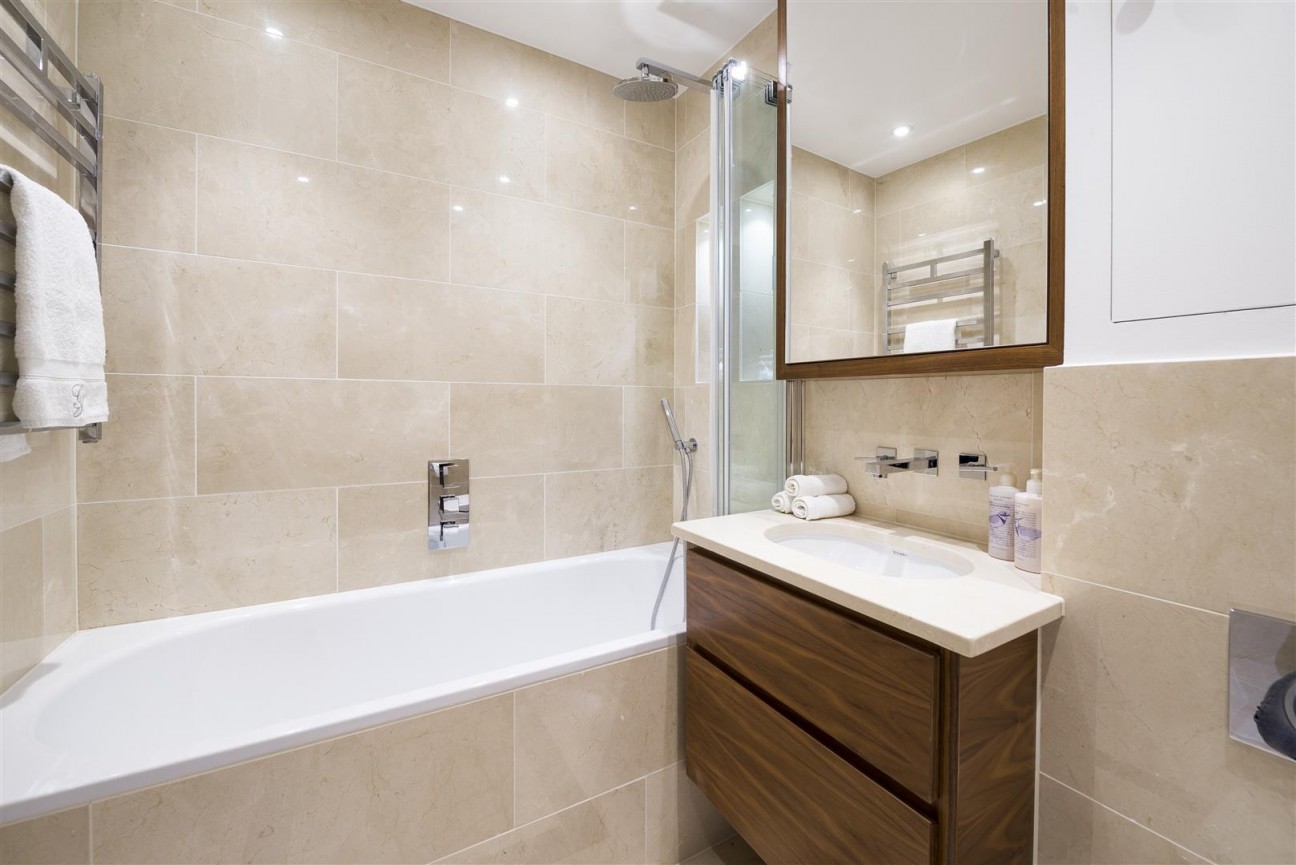 Kensington Gardens Square, Bayswater W2
